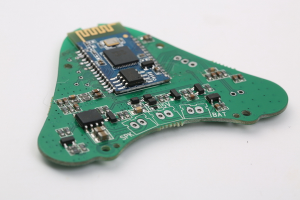 兩鍵觸摸臺(tái)燈線(xiàn)路板