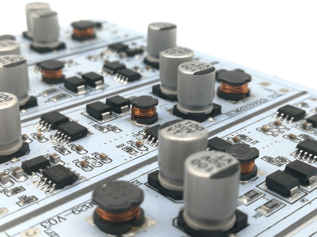 線路板表面處理工藝沉金與鍍金的區(qū)別及應(yīng)用
